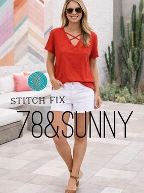 👚🩵🌺78&Sunny Orange Criss-Cross V-Neck Tee – Size Small